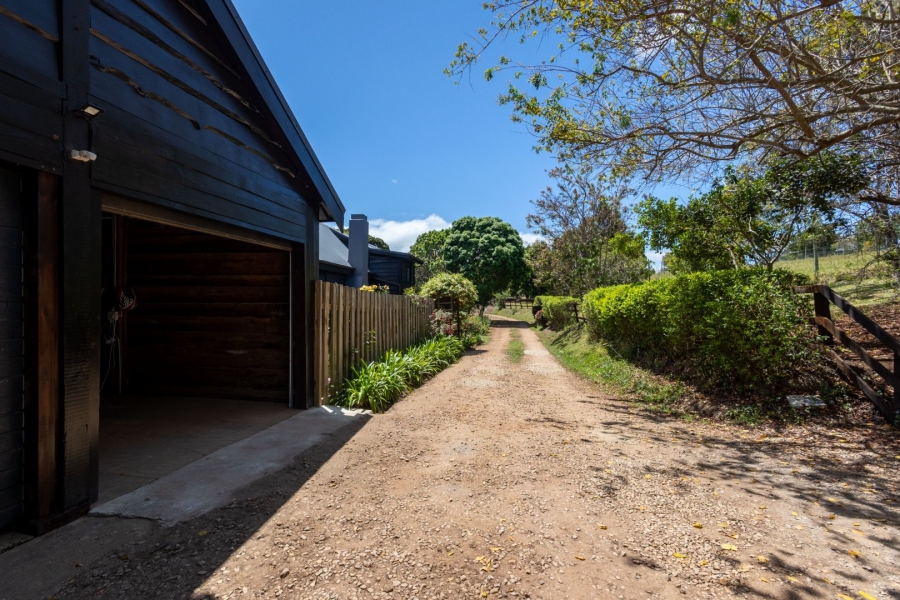 3 Bedroom Property for Sale in The Crags Western Cape